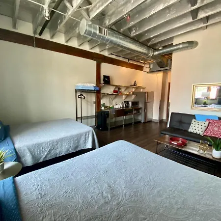 Nashville Downtown Hostel - Adults Only
